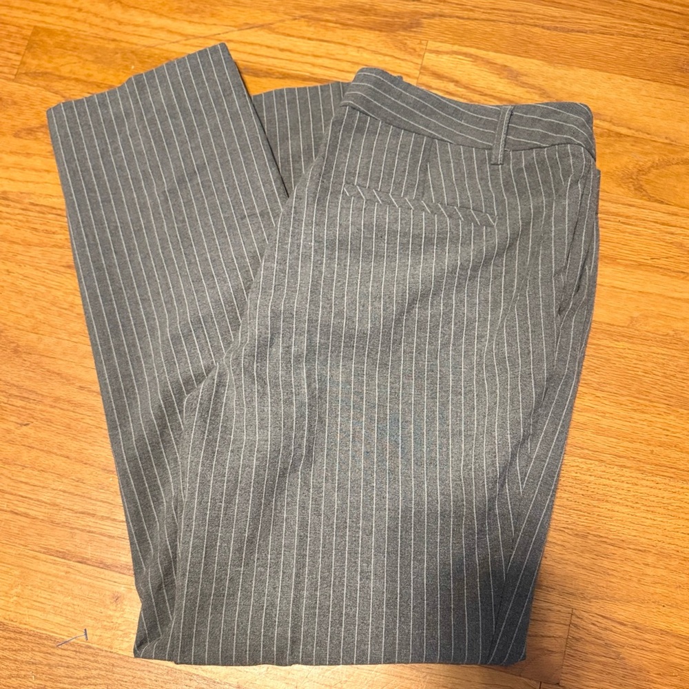 Adrienne Vittadini Gray Striped Trousers
